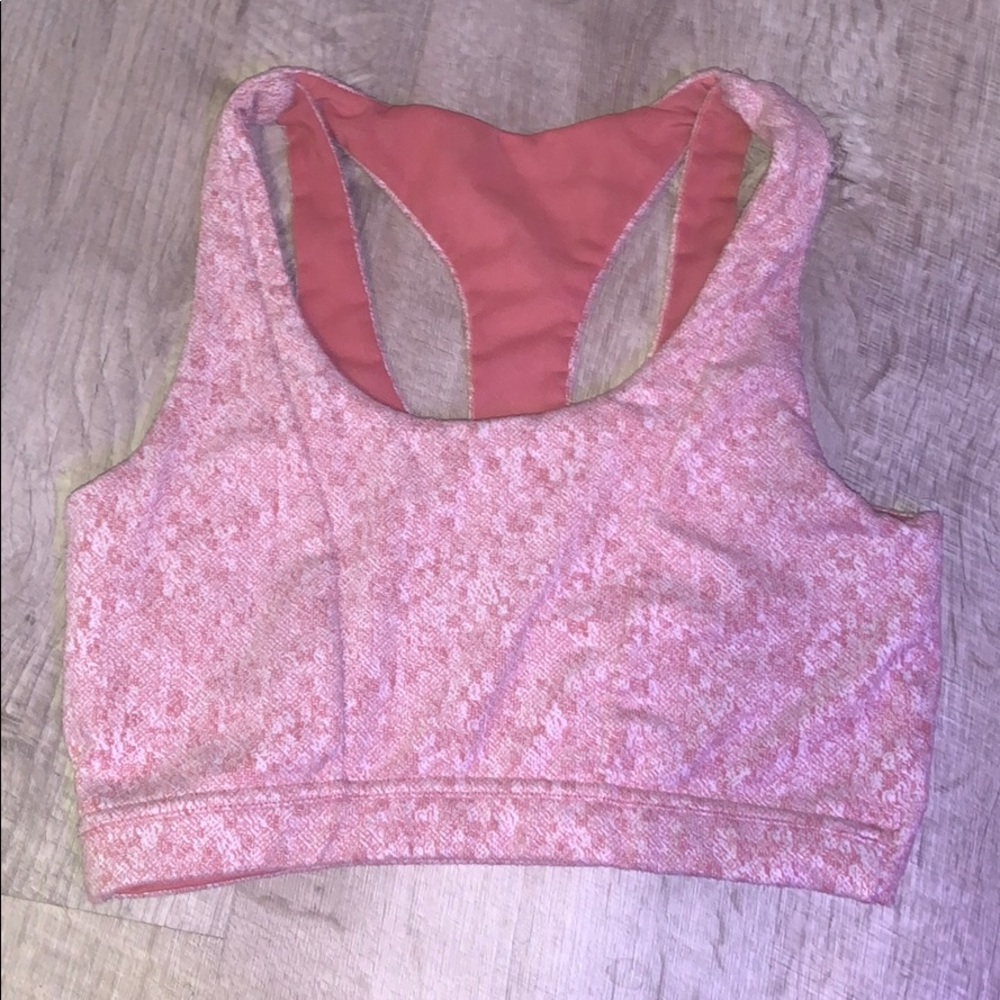 Size medium Gymshark sports bra FIRM